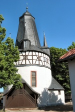 Seltene Rundkirche in Untersuhl