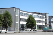 Biel: Ehemaliges GM Direktionsgebäude: Ein weiteres Beispiel von Bauhaus Architektur