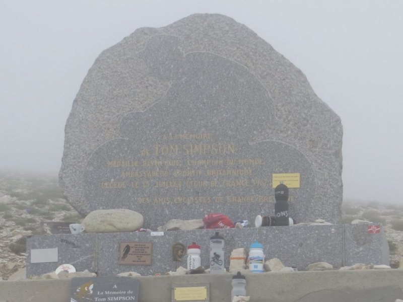 Datei:Denkmal-Ventoux-Simpson.jpg