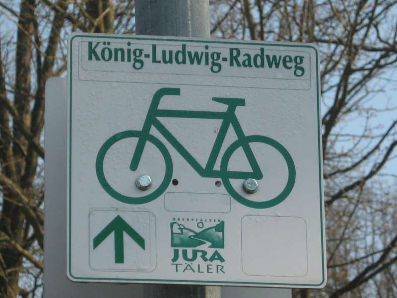 Datei:König-Ludwig-Radweg.jpg