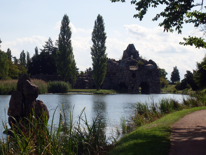 Datei:Woerlitzer park.jpg