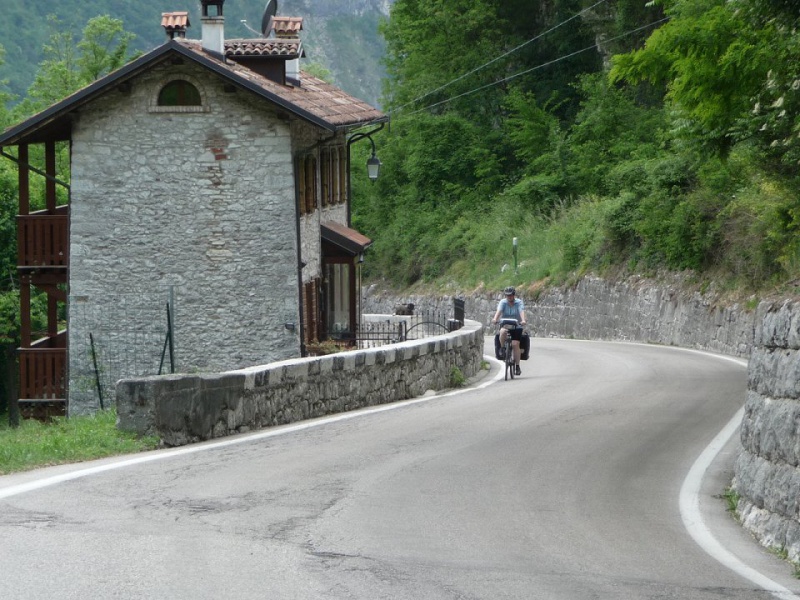 Datei:Anstieg Primolano nach Pusterno.JPG