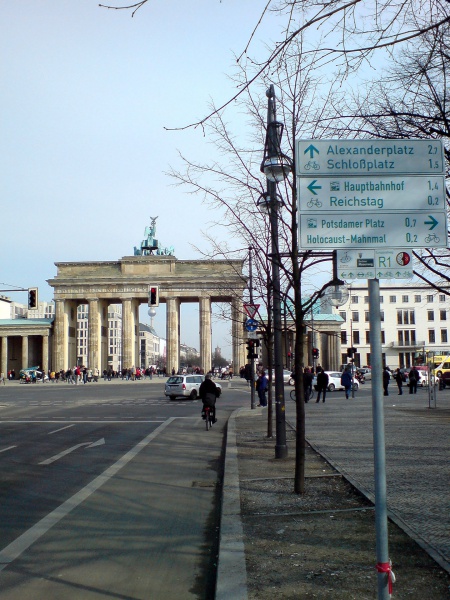 Datei:B-K-Brandenburger-Tor.jpg