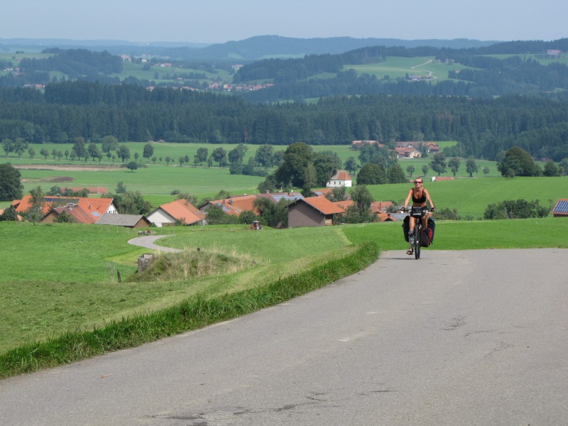 Datei:Berg hinter Schönau.jpg