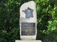 Denkmal-Chateaufort-Anquetil.jpg