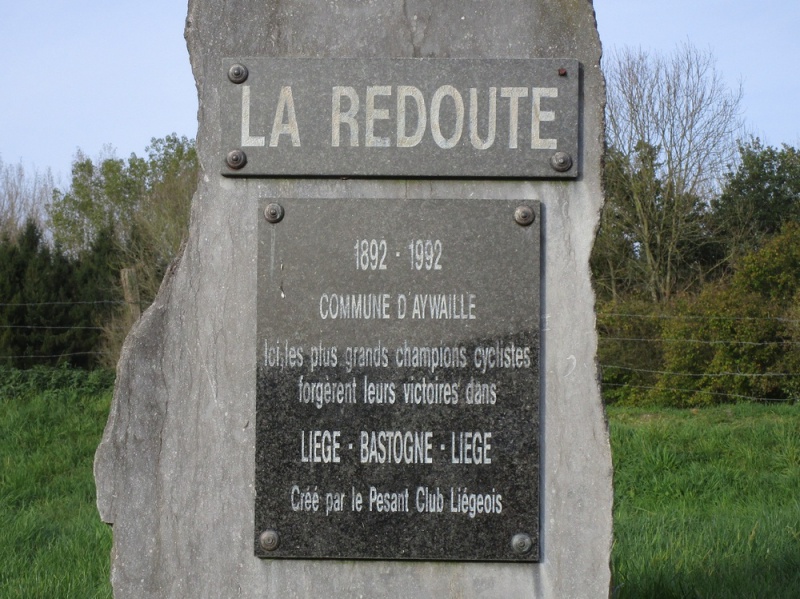 Datei:Denkmal-Redoute.jpg
