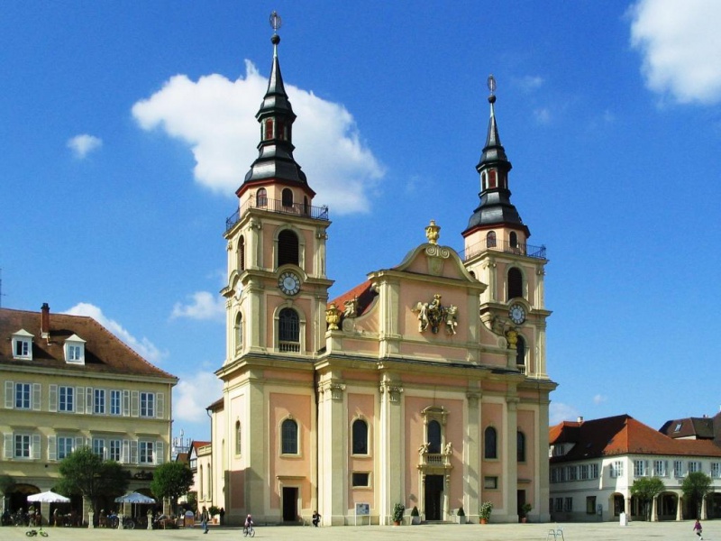 Datei:Ludwigsburg1c.jpg