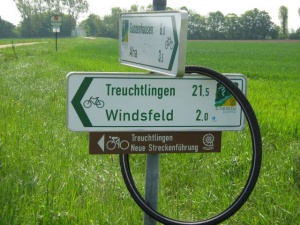 RW-Schild vor Windsfeld.jpg