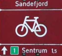 Radwegschild Sandefjord.jpg
